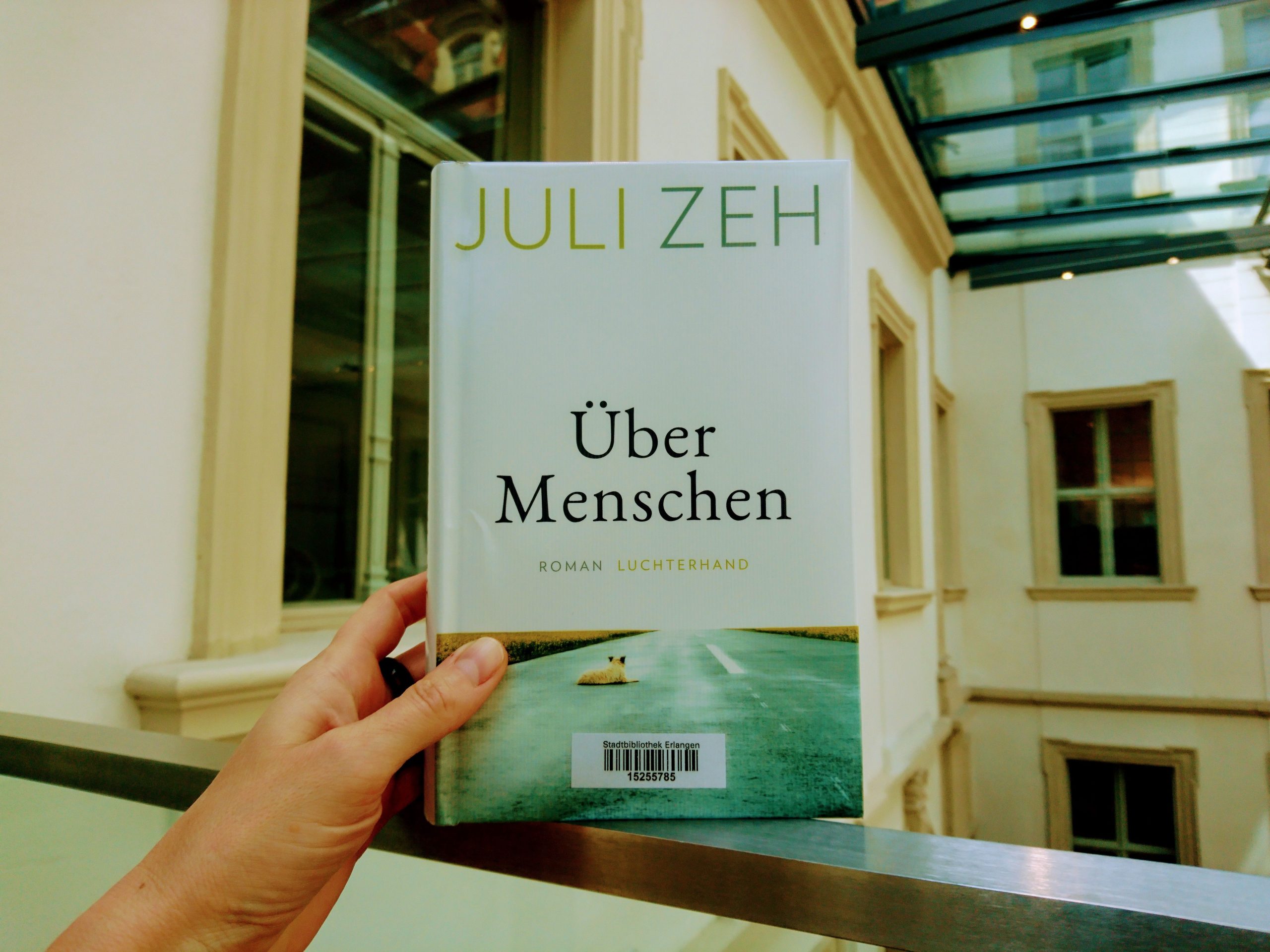 Juli Zeh "Über Menschen" (c) Stadtbibliothek Erlangen